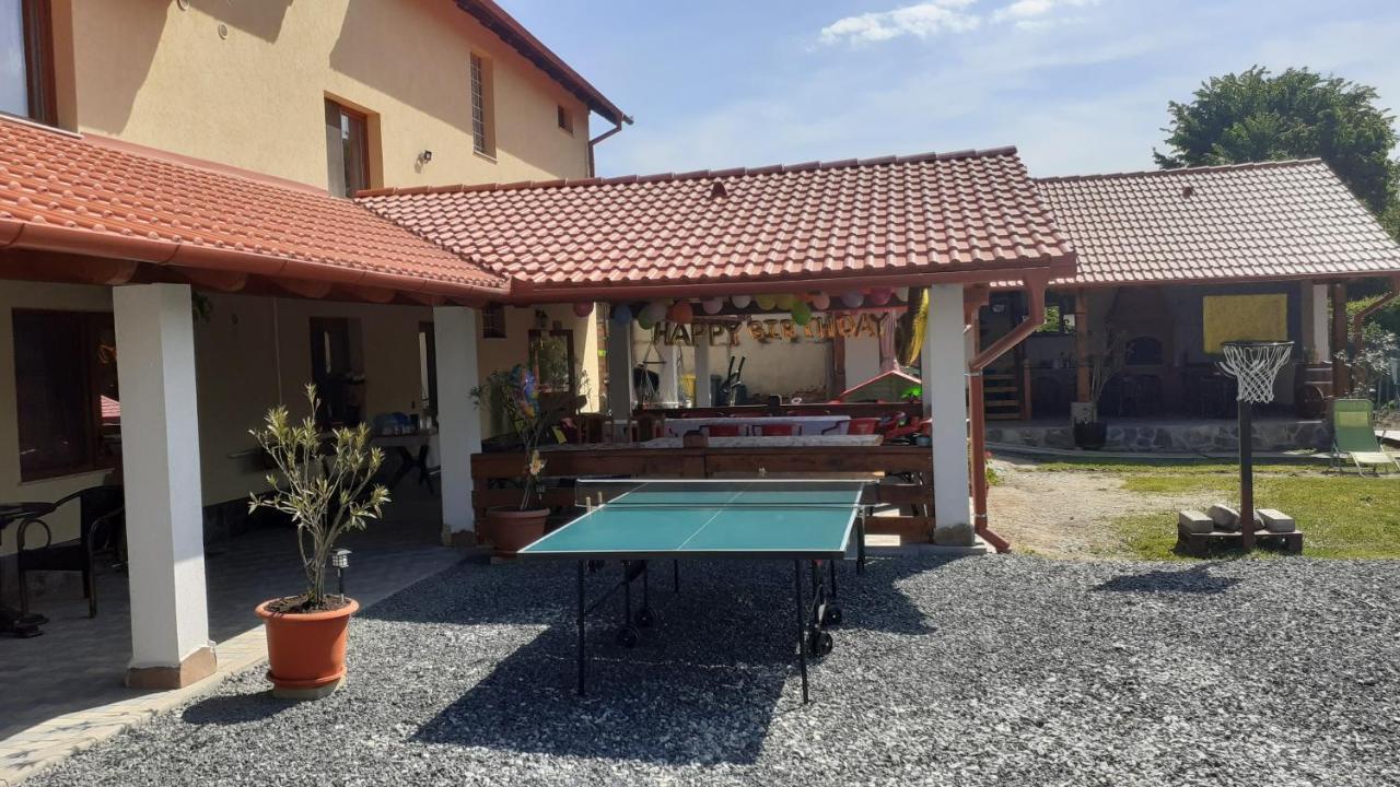 Casa Raisa & Maria Hotell Ocna Sibiului Exteriör bild